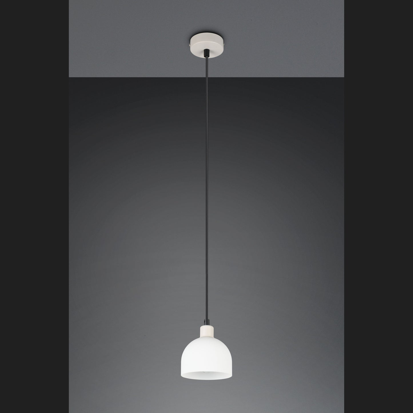 Molly - Pendant - White - Reality - R31861076