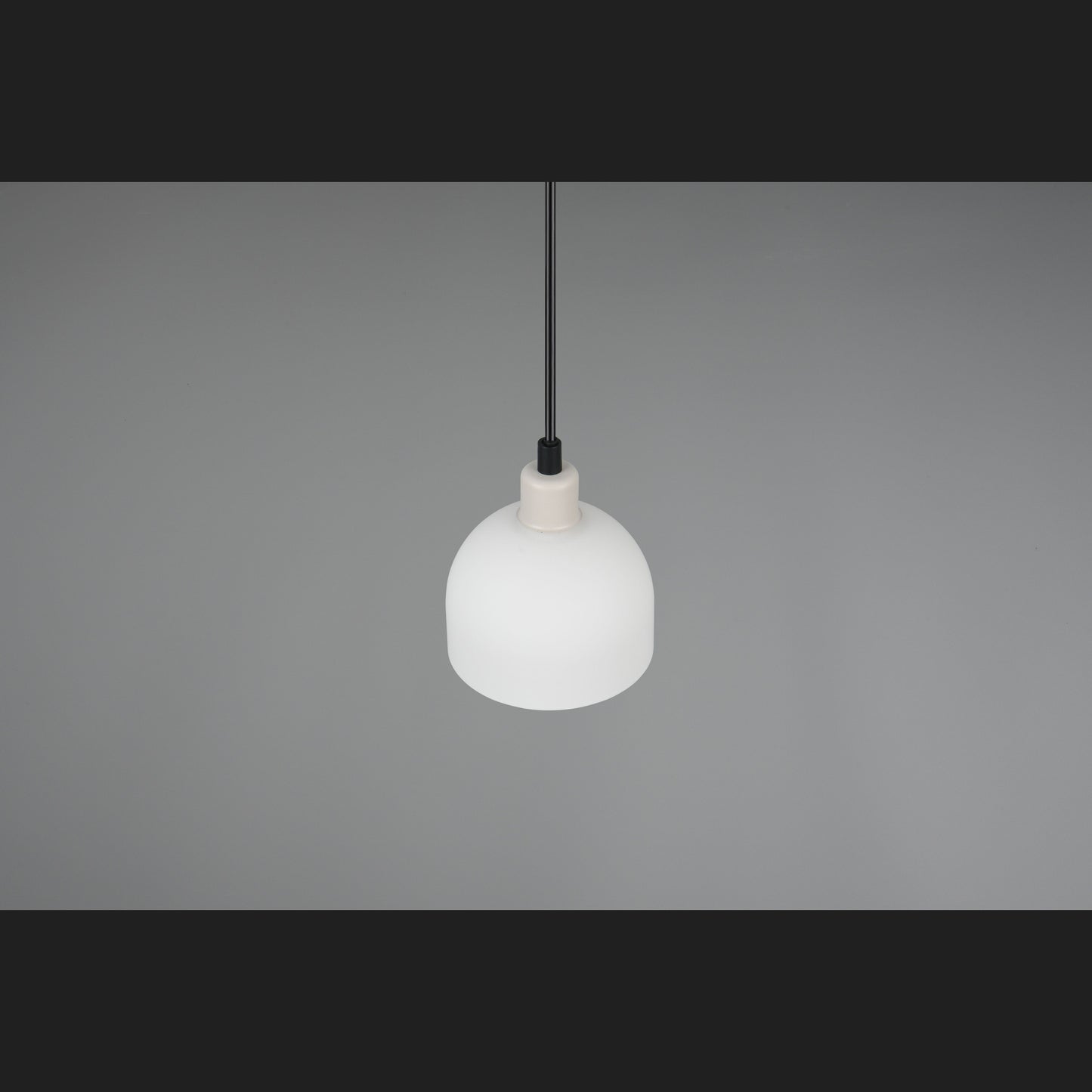Molly - Pendant - White - Reality - R31861076