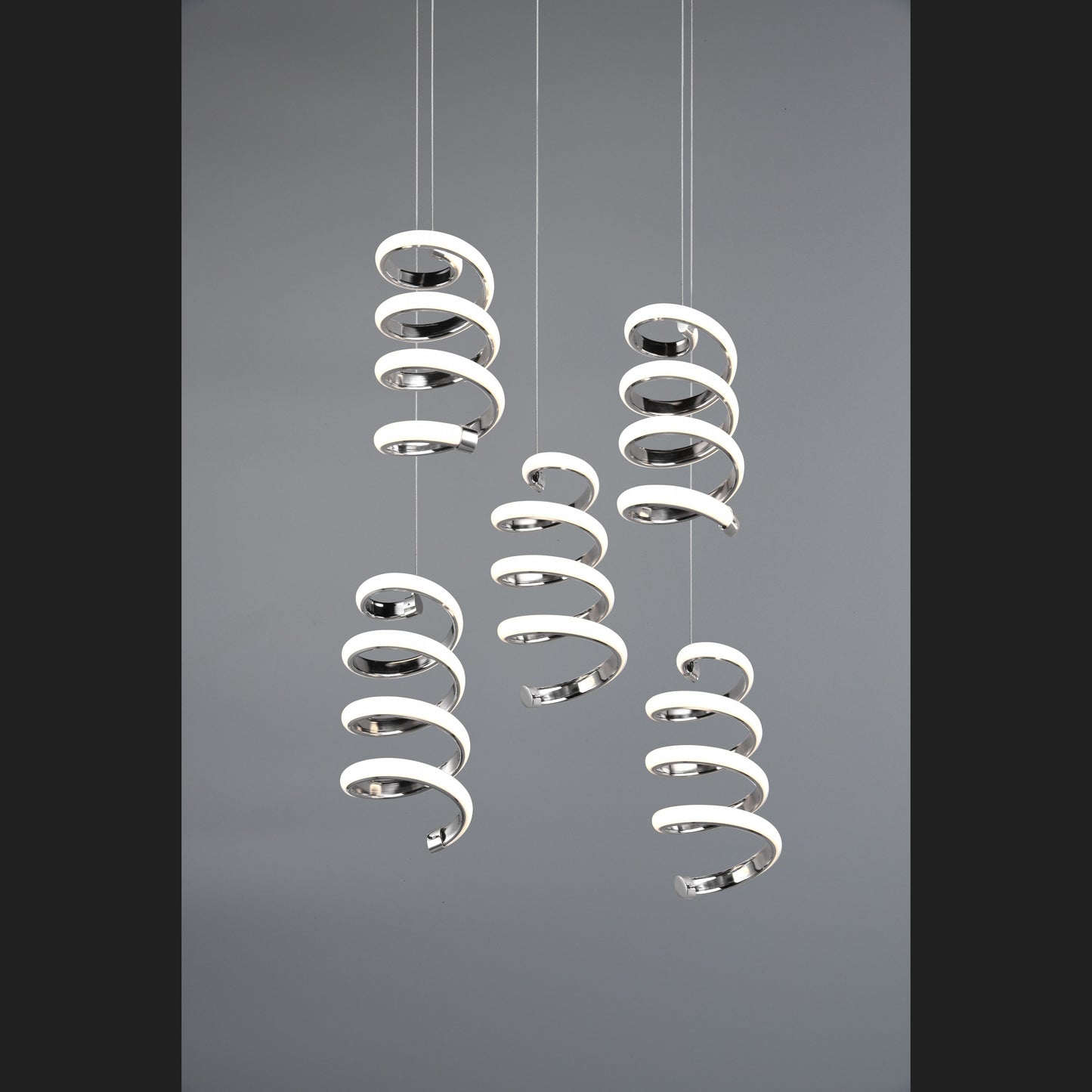 Laola - Pendant - Chrome - Reality