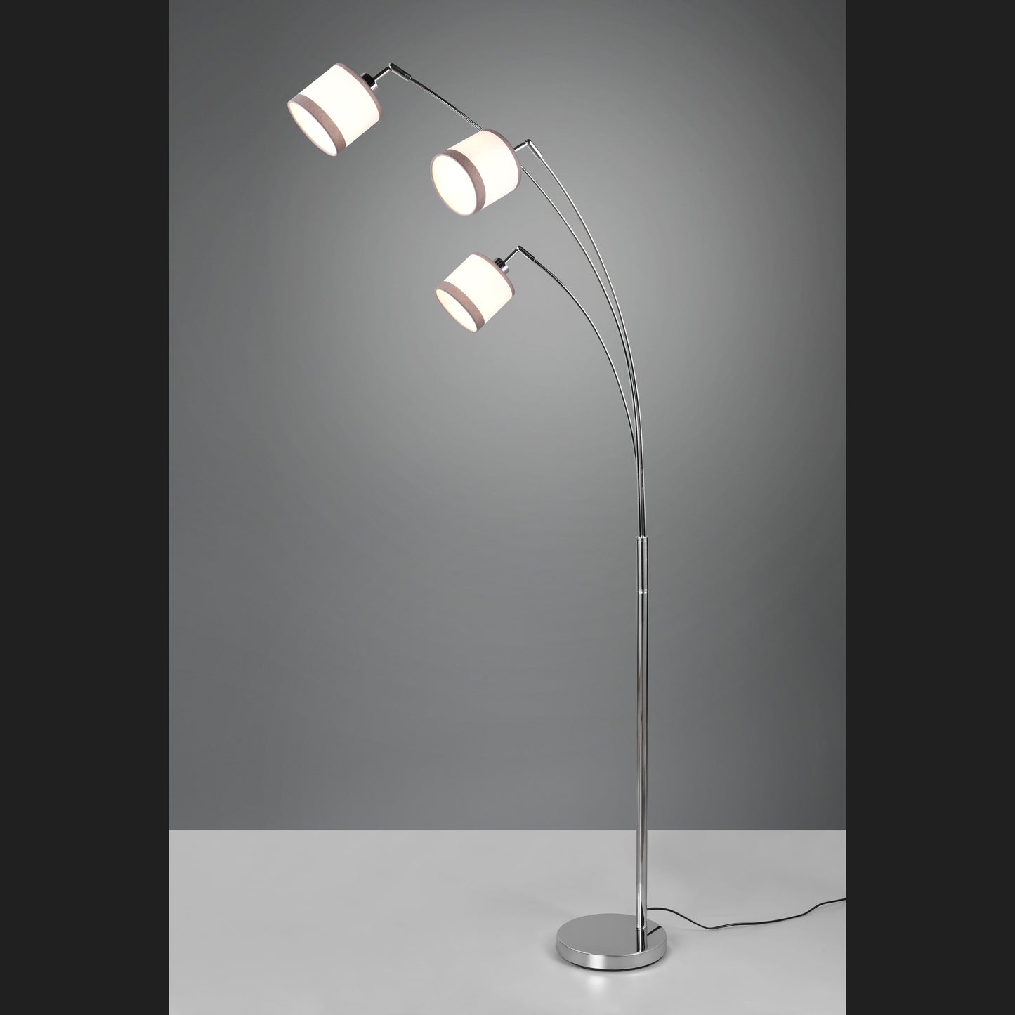 Davos - Floor lamp - White - Reality