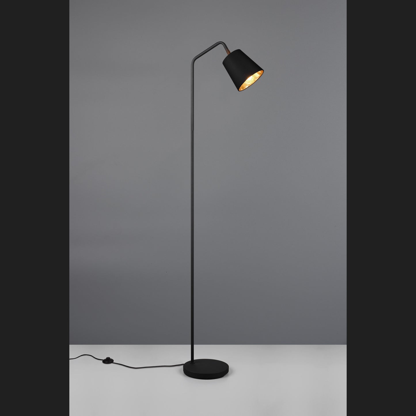 Buddy - Floor lamp - Black - Gold - Reality