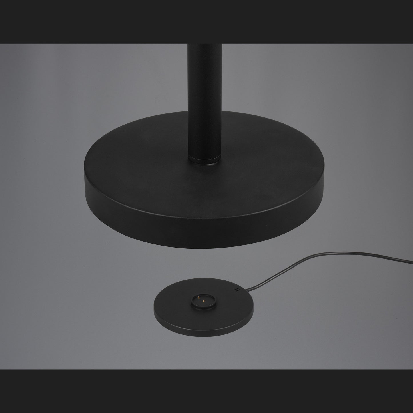 Gomez - Floor Lamp - Black Matt - Reality - R44571132