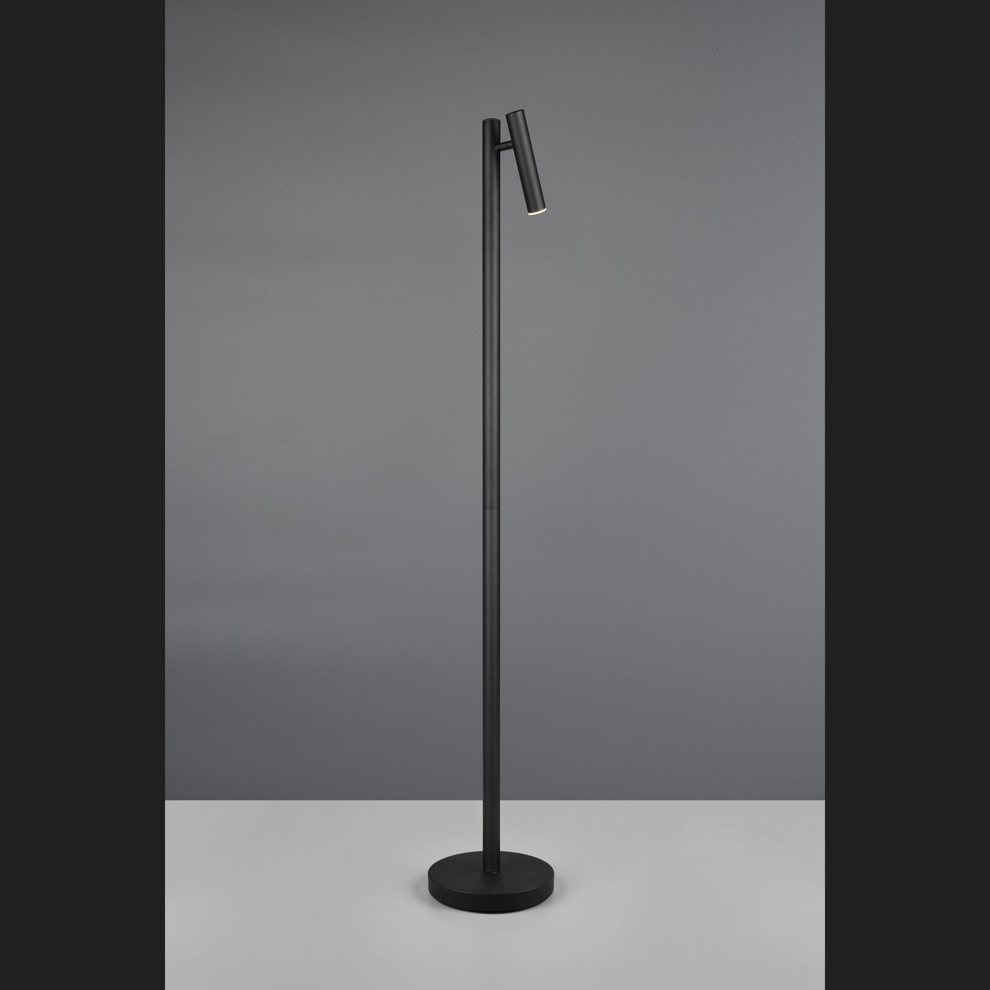 Gomez - Floor Lamp - Black Matt - Reality - R44571132