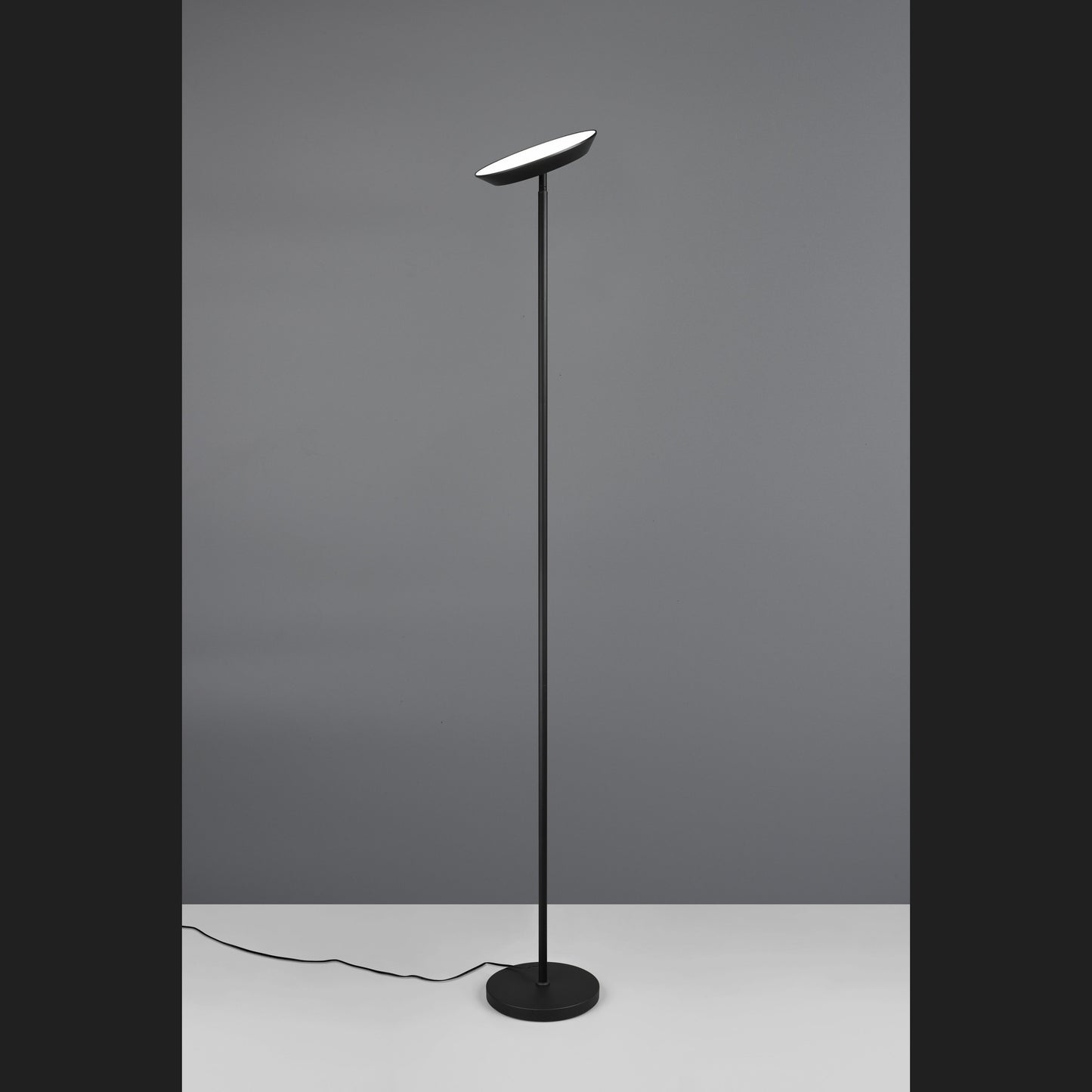 Specter - Floor Lamp - Black Matt - Reality - R47841132