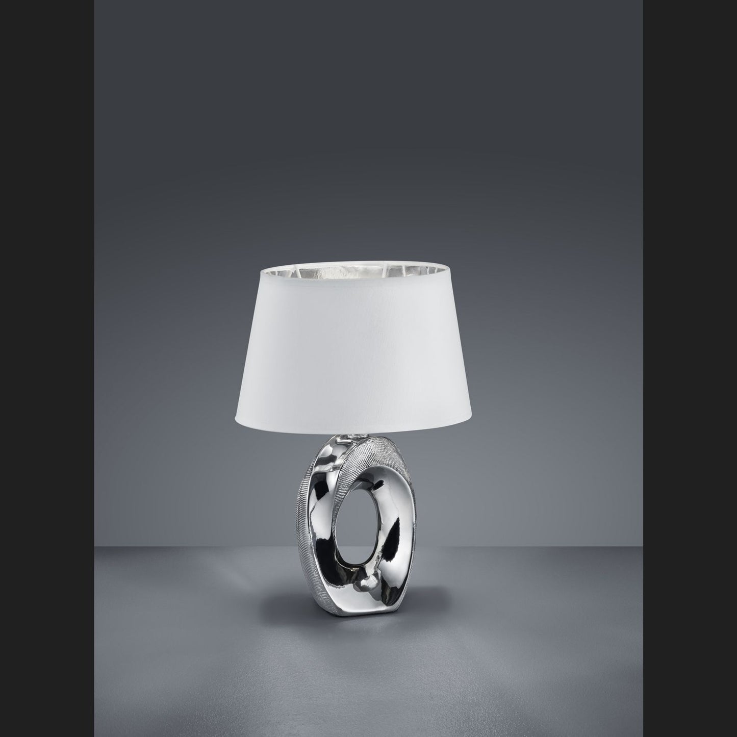 Taba - Table lamp - White - Reality