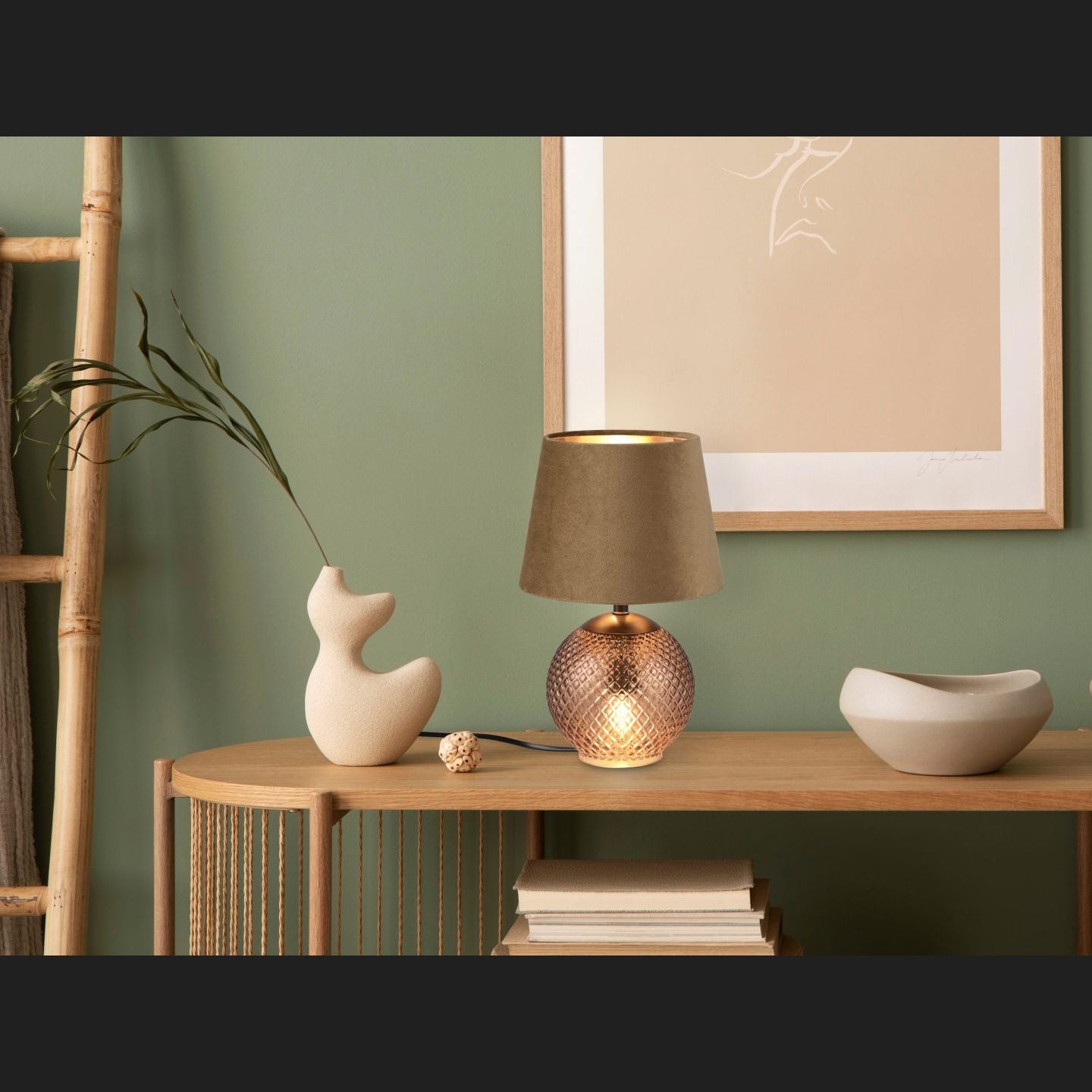 Jonna - Table lamp - Brown - Reality