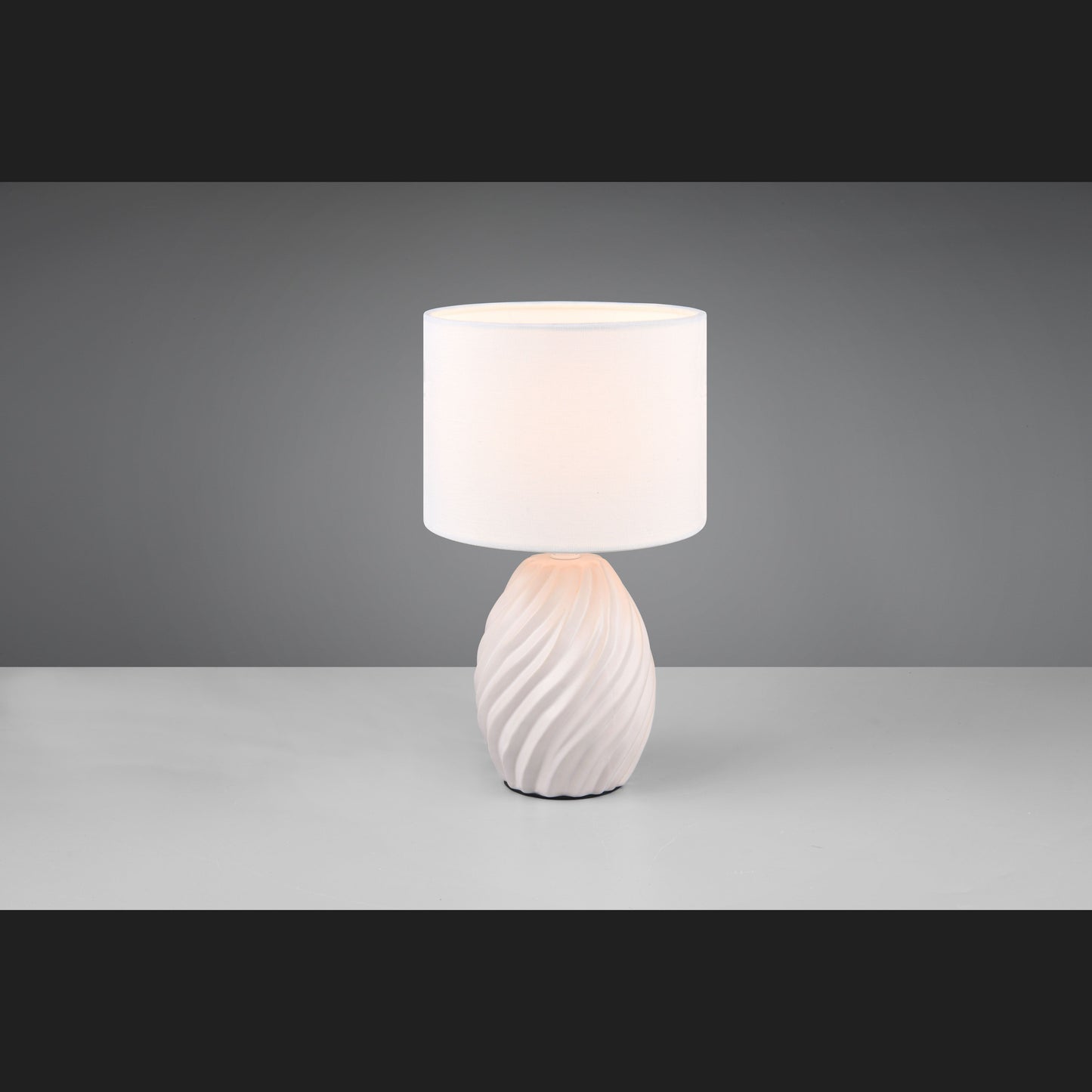 Melva - Table Lamp - White - Reality - R51771031
