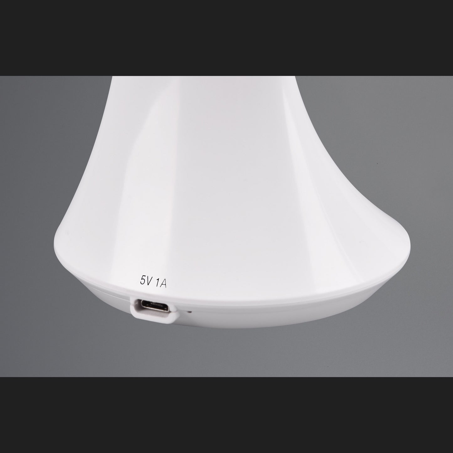Patty - Table lamp - White - Reality