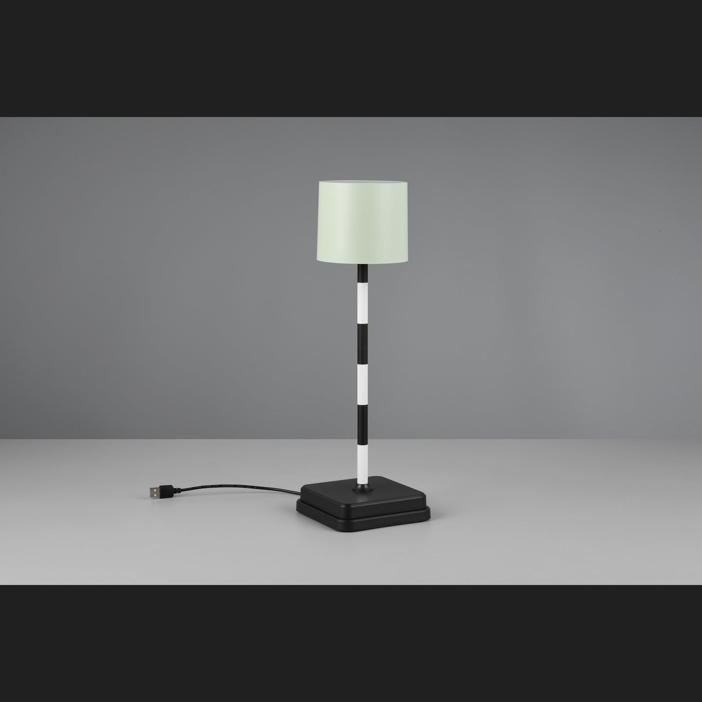 Fernandez - Table Lamp - Green - Reality - R54096315