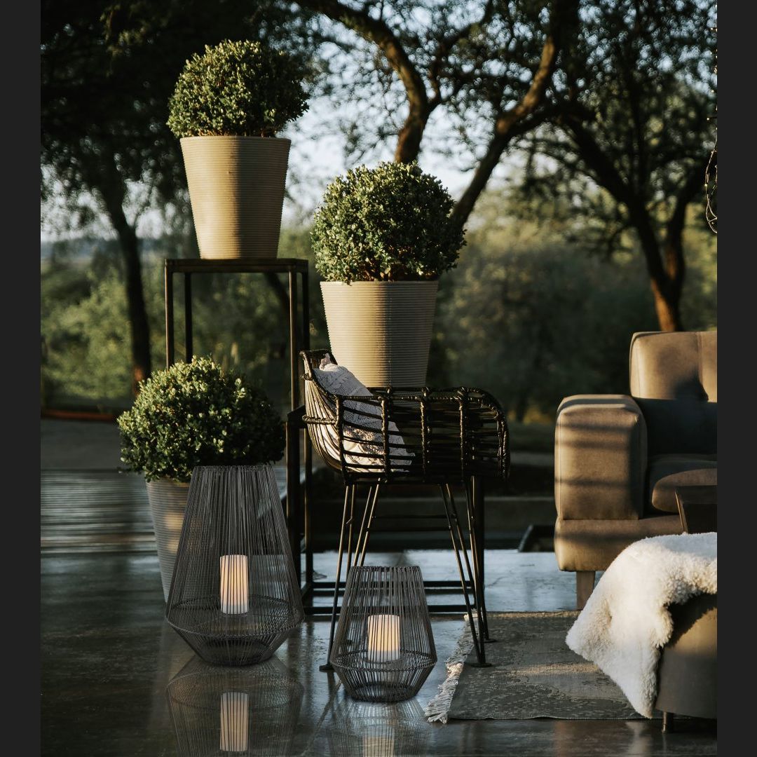 MINEROS Table lamp (B) - Plastic