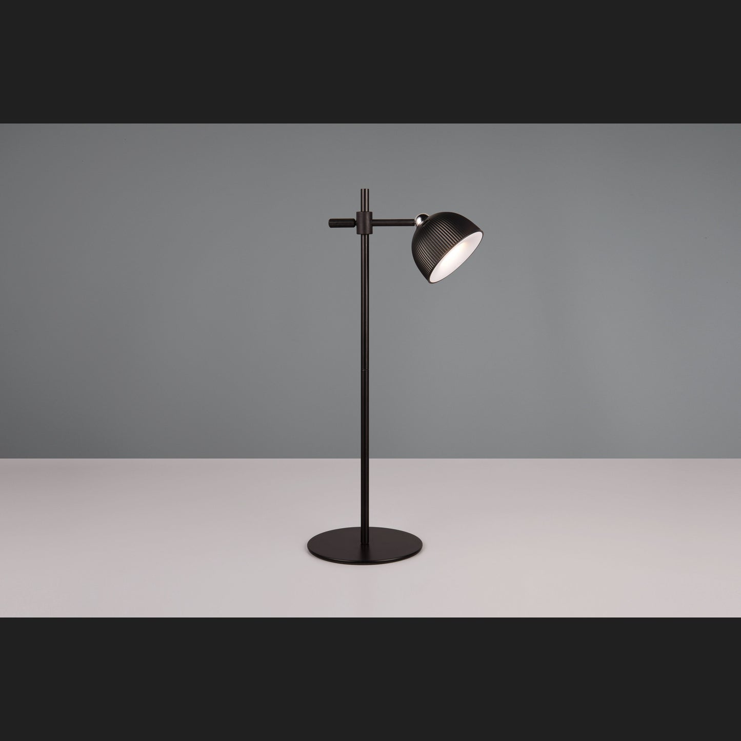 Maxima - Table lamp - Black - Reality