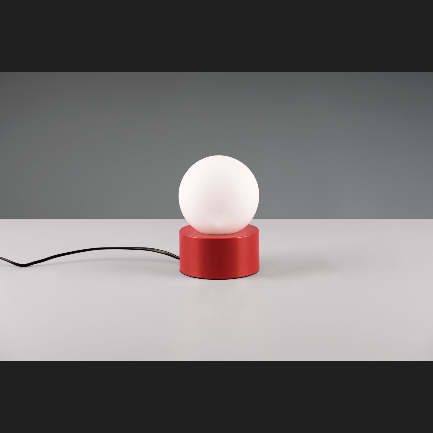 Countess - Table lamp - White - Reality