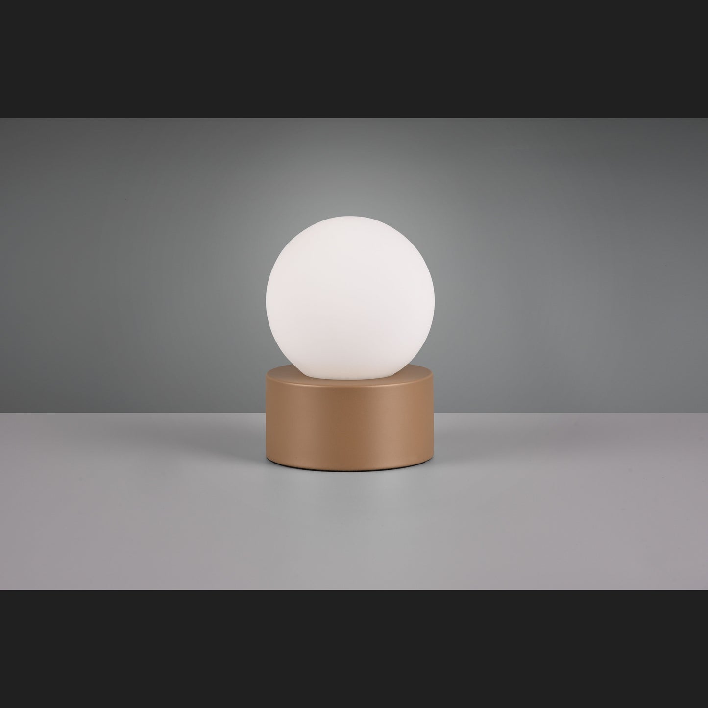 Countess - Table lamp - White - Reality