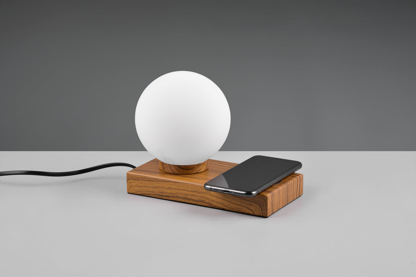 Chloe - Table lamp - White - Reality