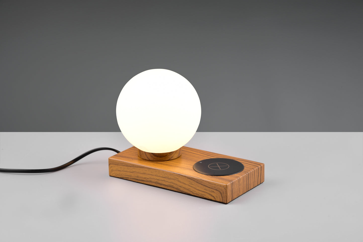 Chloe - Table lamp - White - Reality