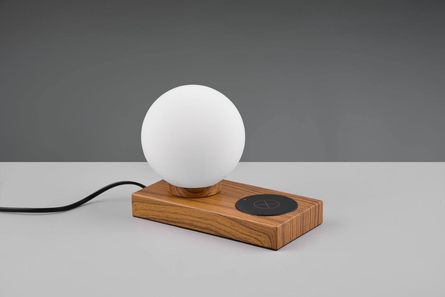Chloe - Table lamp - White - Reality