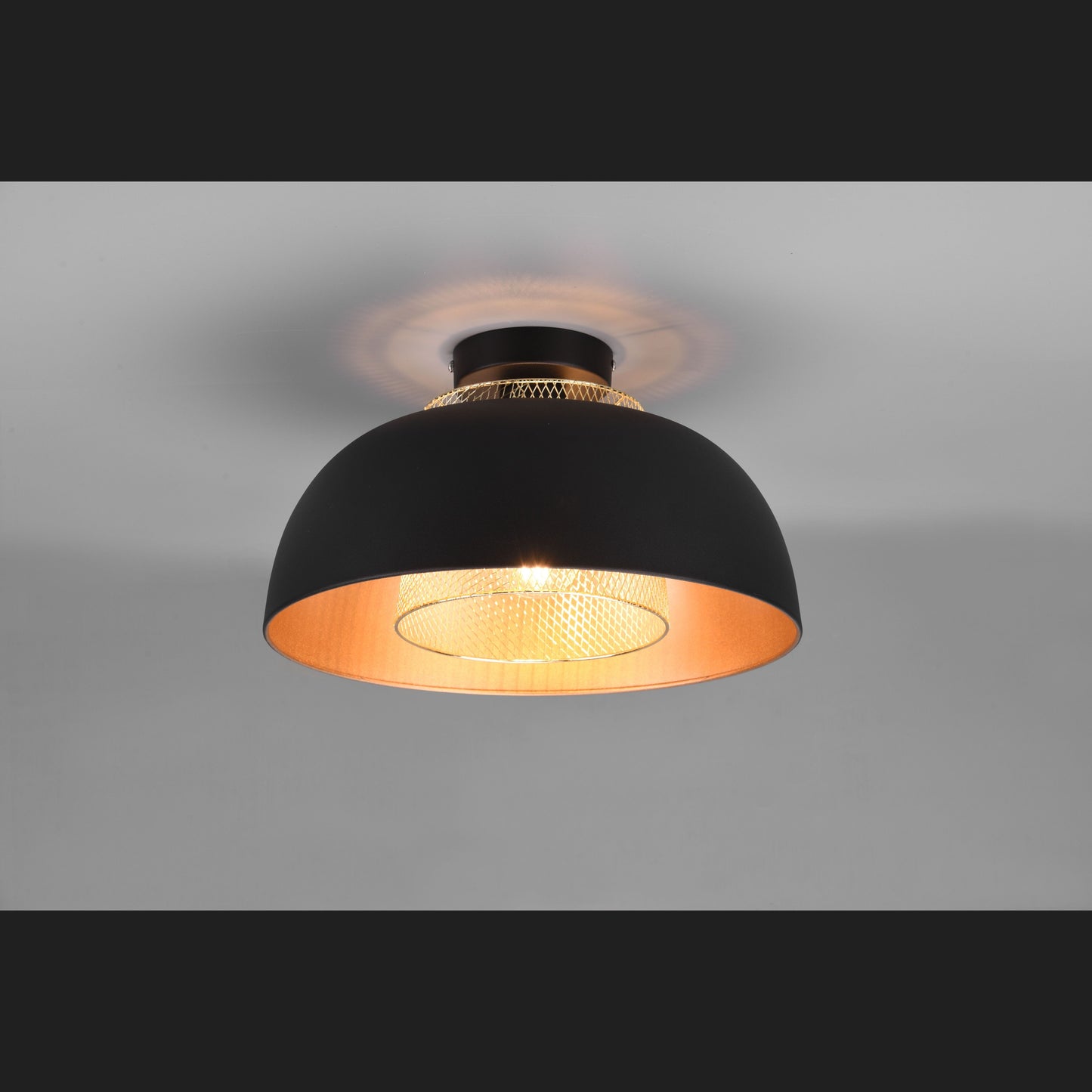 Punch - Ceiling lamp - Black Matt - Reality