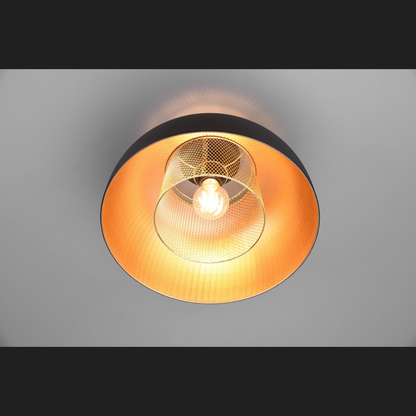 Punch - Ceiling lamp - Black Matt - Reality