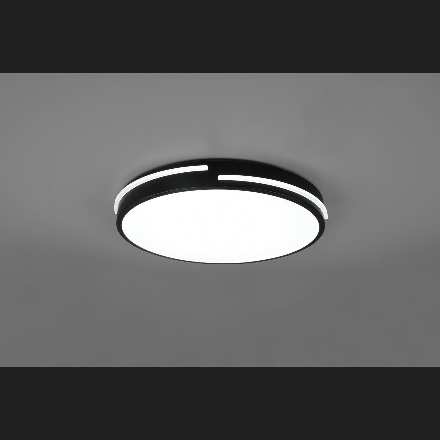 Tacoma - Ceiling lamp - Black Matt - Reality