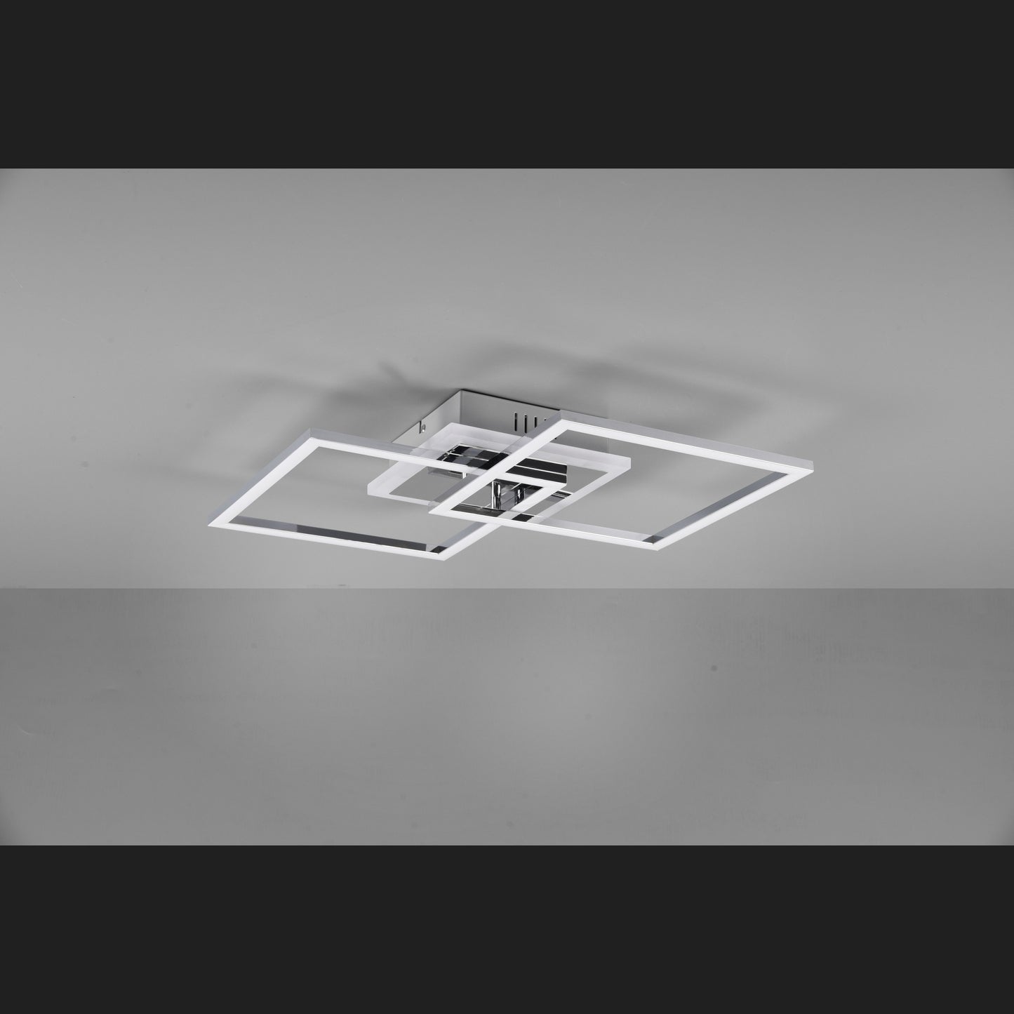 Venida - Ceiling lamp - Chrome - Reality