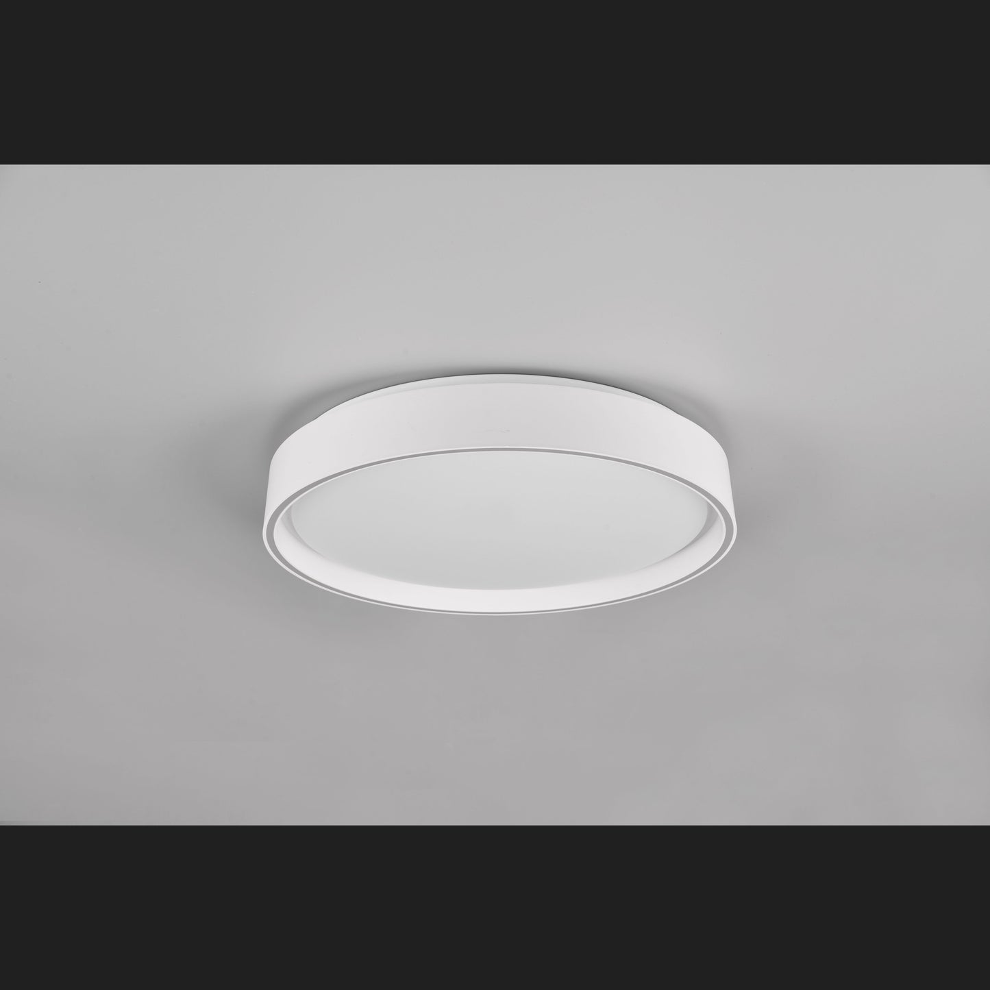 Felis - Ceiling lamp - White Matt - Reality