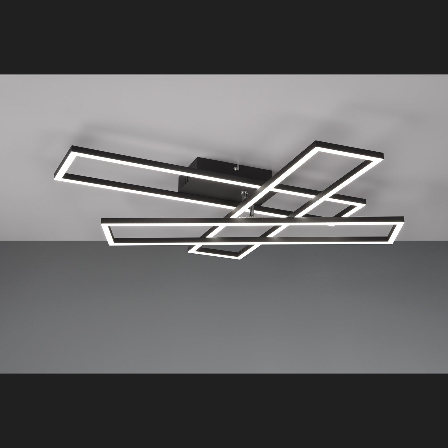 Corso - Ceiling lamp - Black Matt - Reality