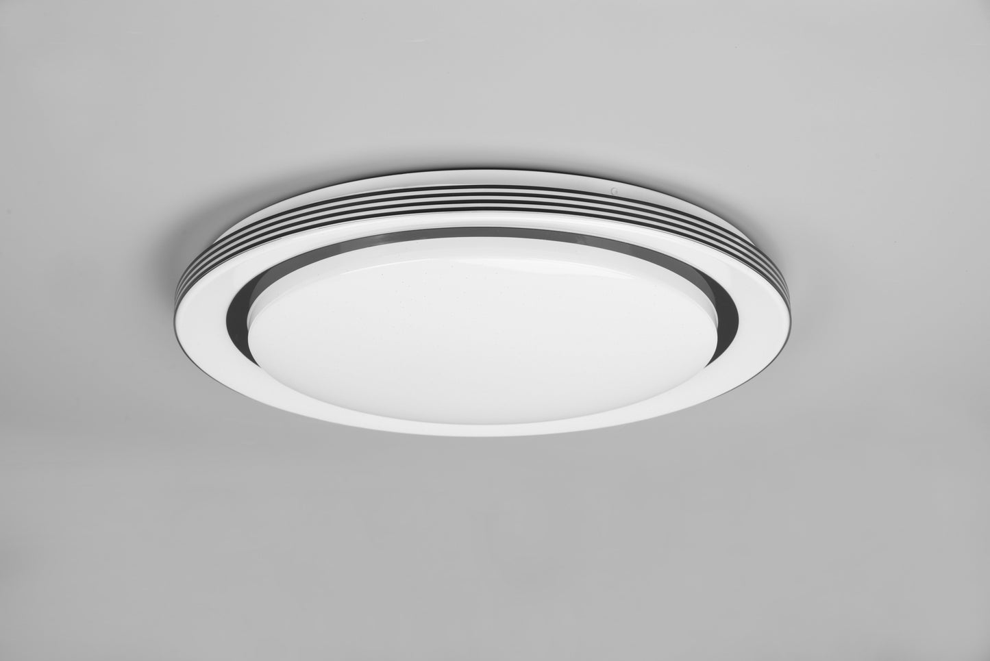 Atria - Ceiling lamp - Black Matt - Reality
