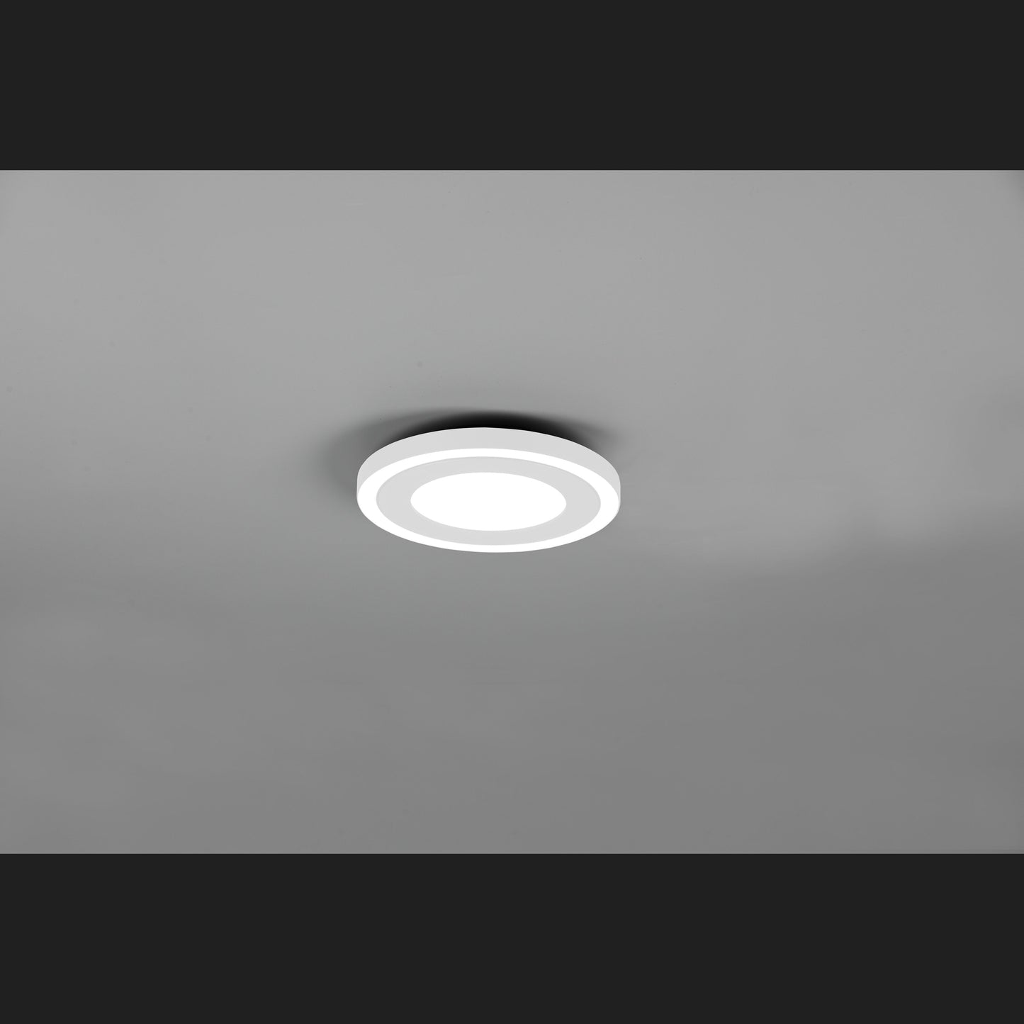 Carus - Ceiling lamp - White Matt - Reality