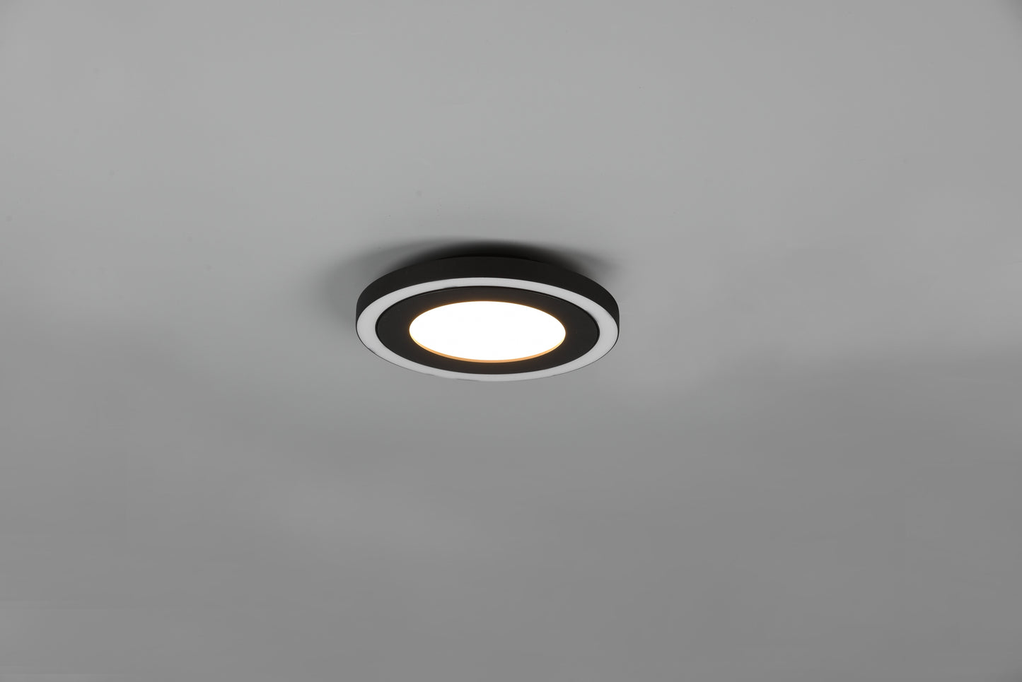 Carus - Ceiling lamp - Black Matt - Reality