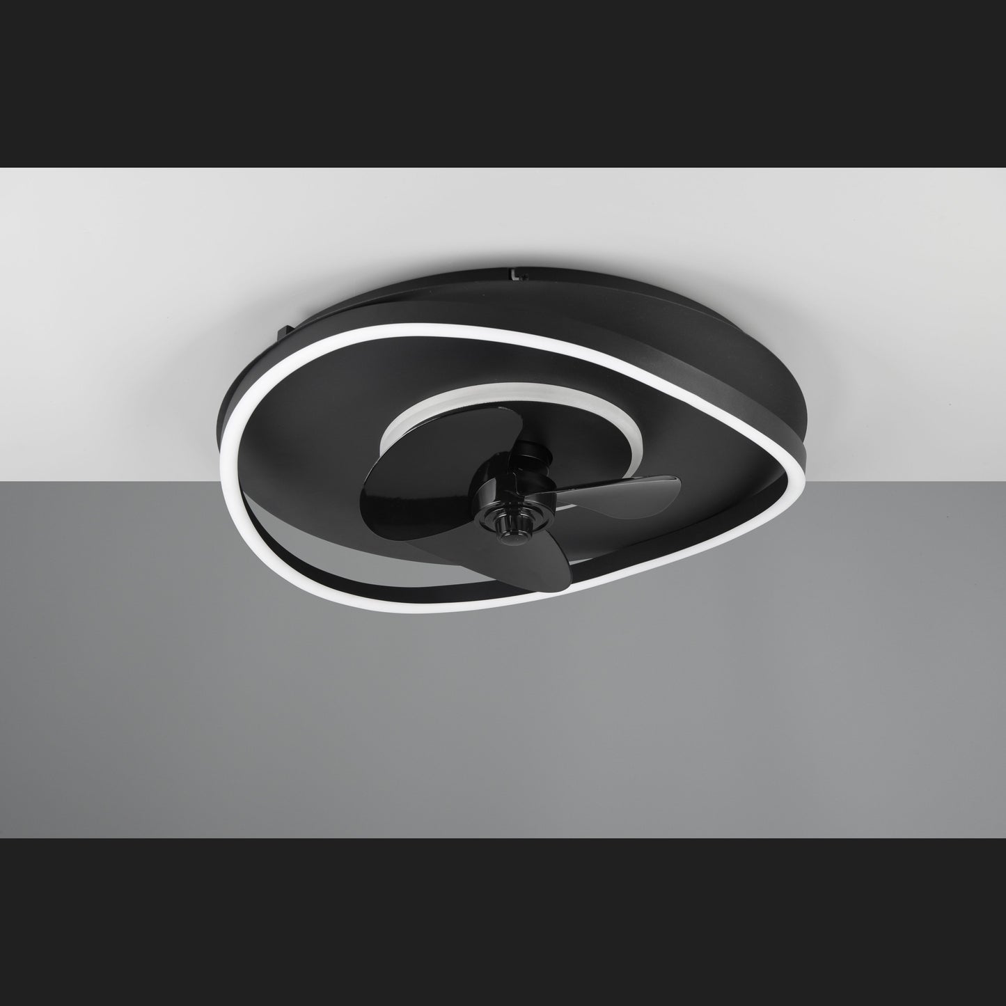 Sortland - Fan - Black Matt - Reality