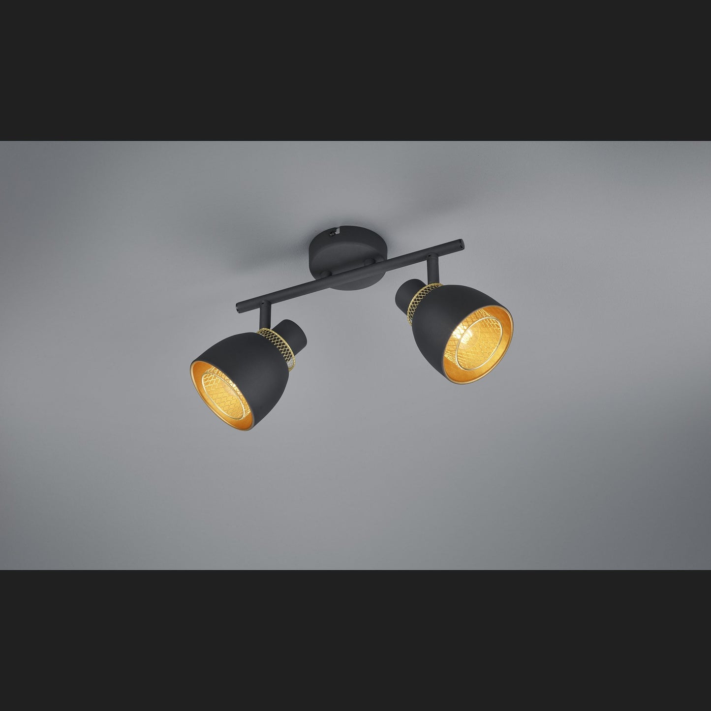 Punch - Spot - Black Matt - Reality