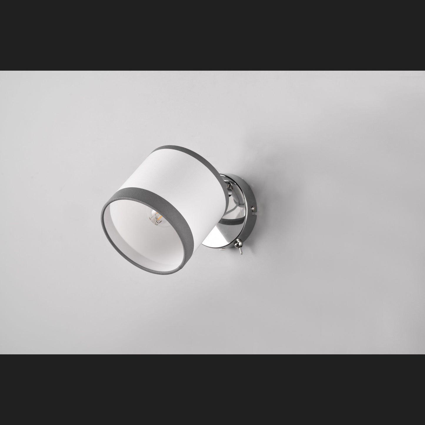 Davos - Spot - White - Reality