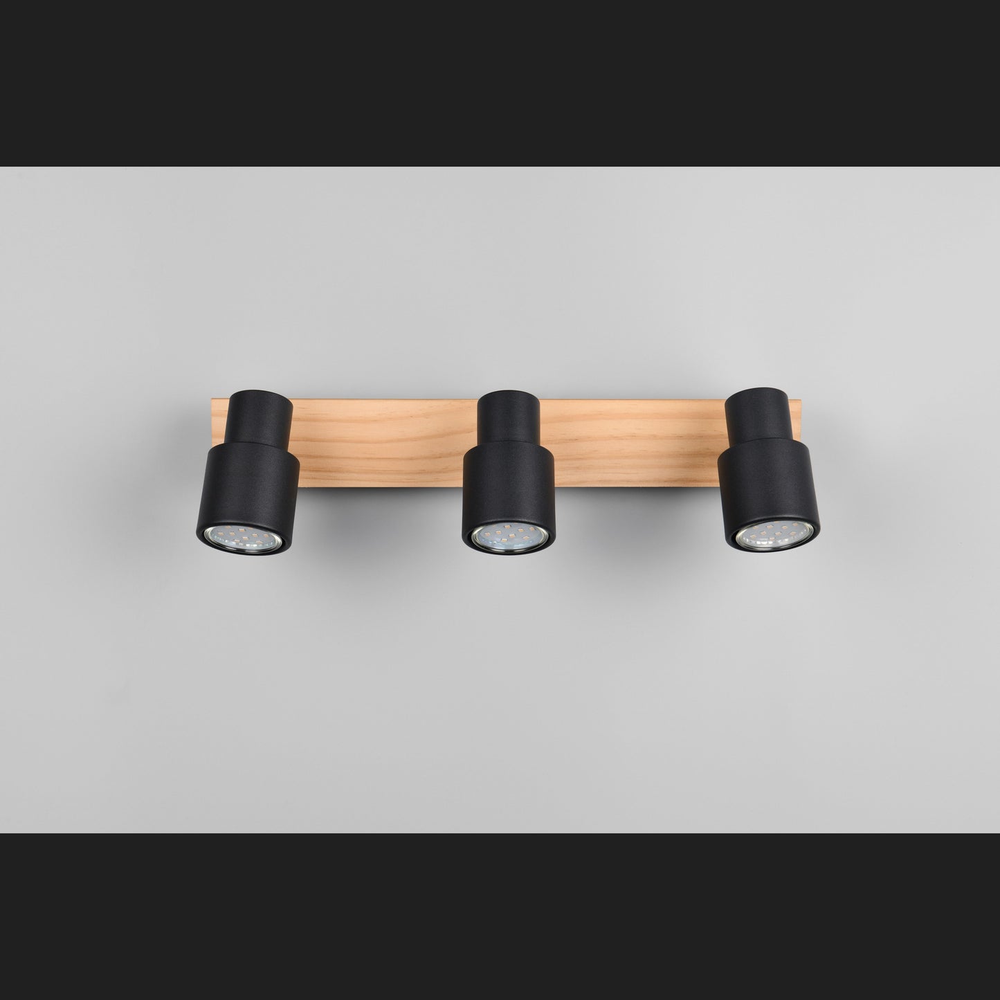 Pierre - Spot - Black Matt - Reality - R81983032