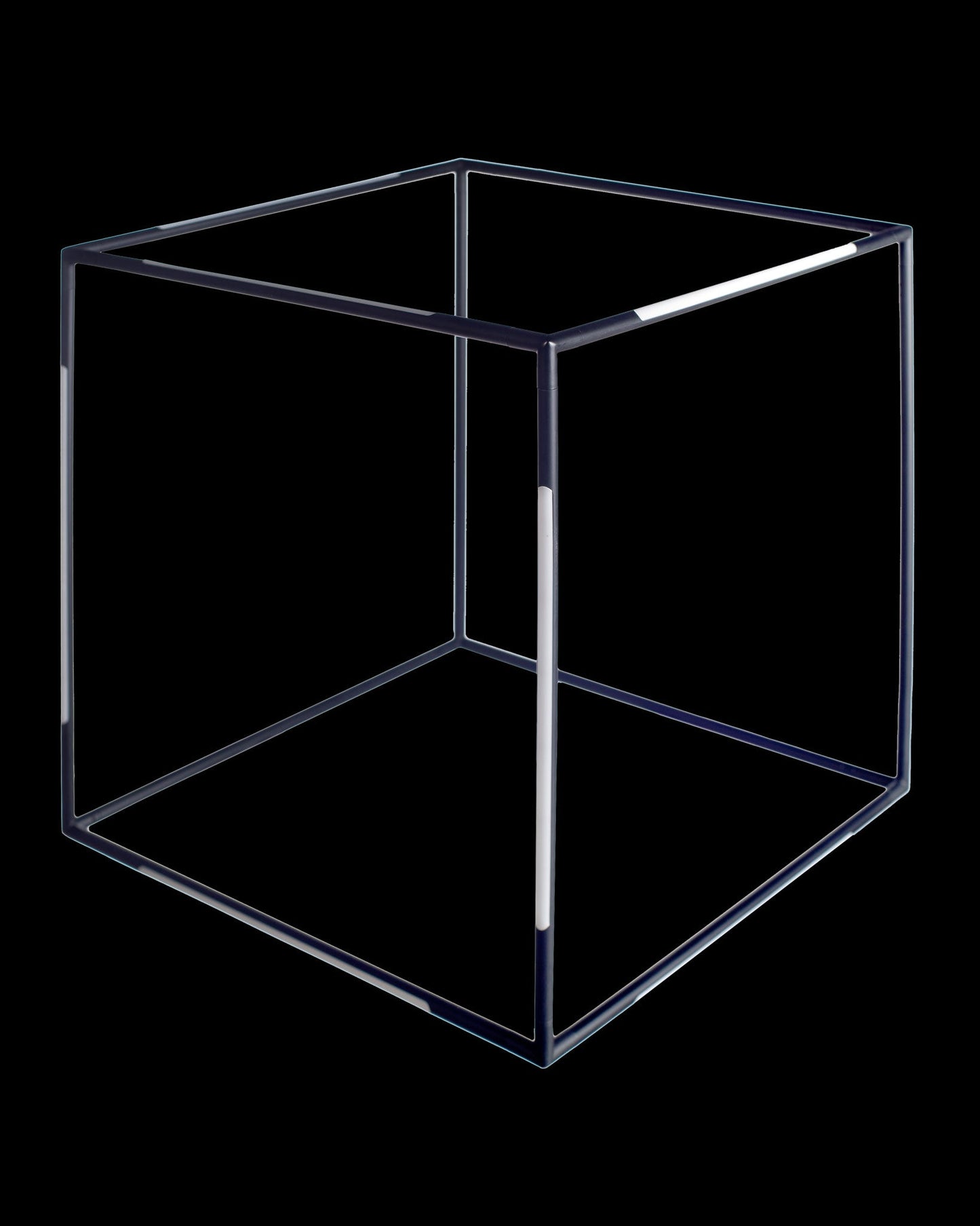 Tubular Large Cube Black Light