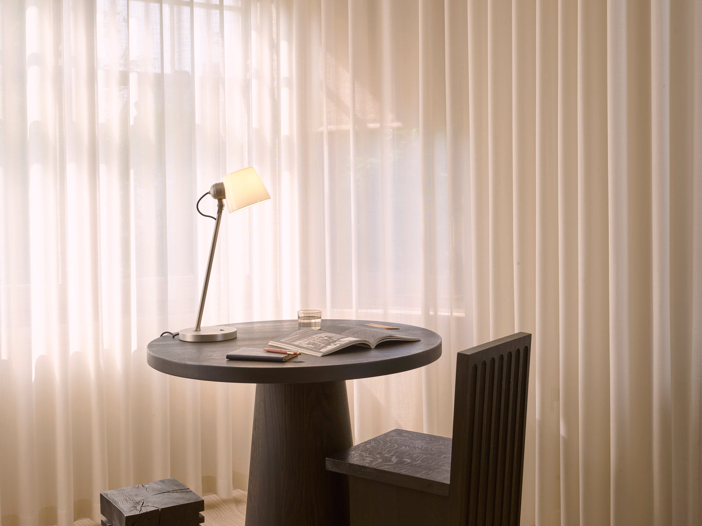 Imari Desk