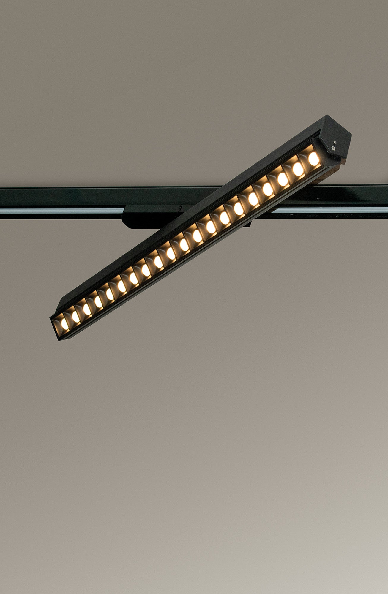 Creta Linear Track Light, 30W LED, 3000K, 2350lm, Black, 3yrs Warranty by Mantra