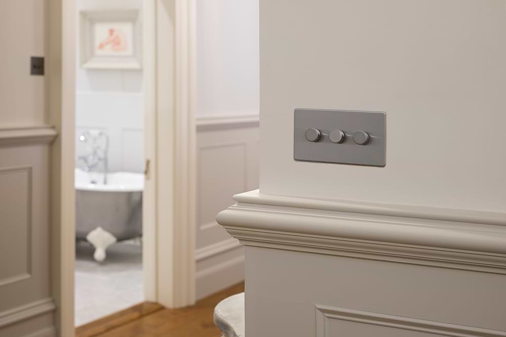 The Lombard Collection Brushed Chrome 3 Gang 2 -Way Intelligent Dimmer 150W LED (300W Halogen/Incandescent)