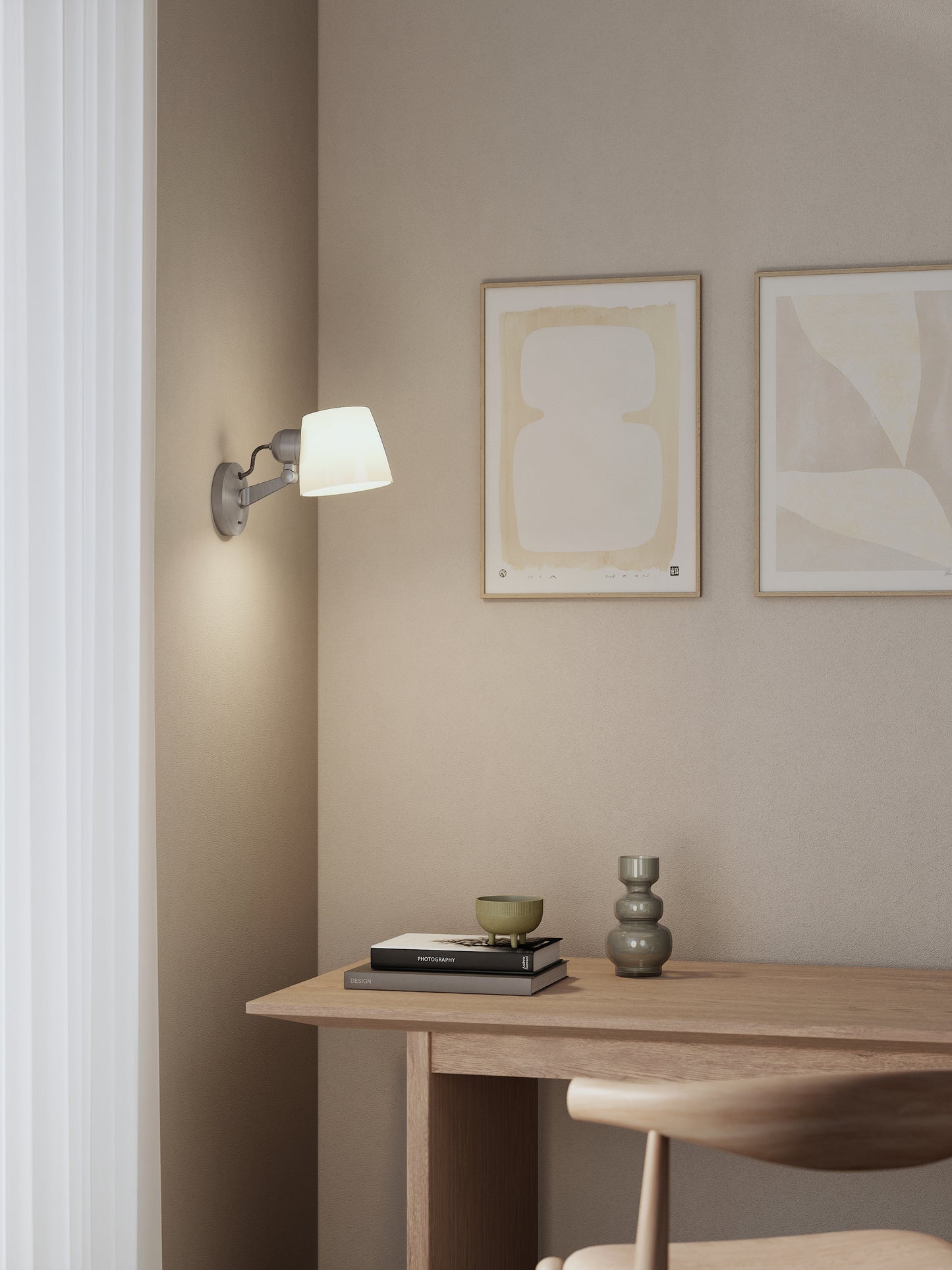 Imari Adjustable Wall