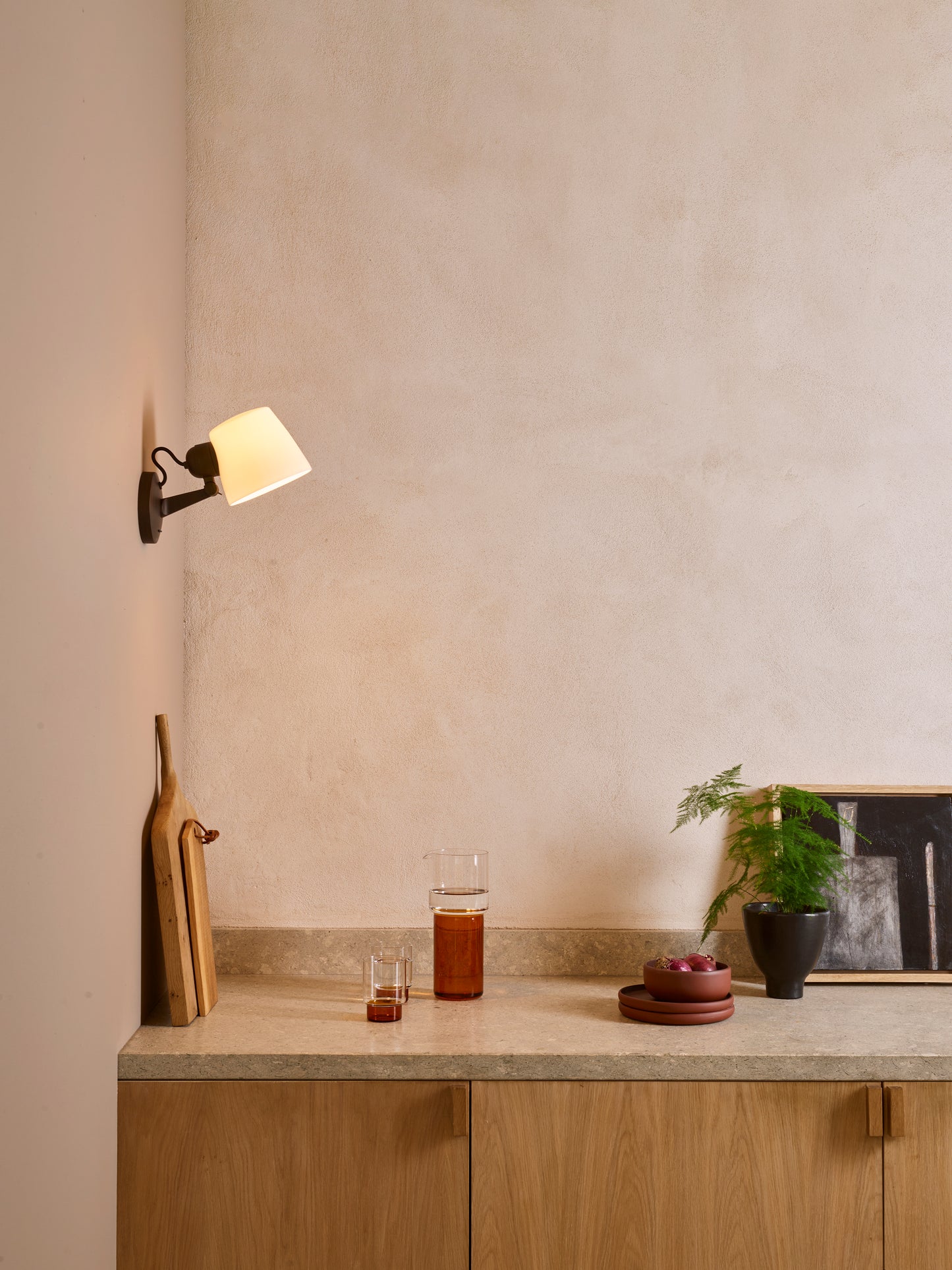 Imari Adjustable Wall