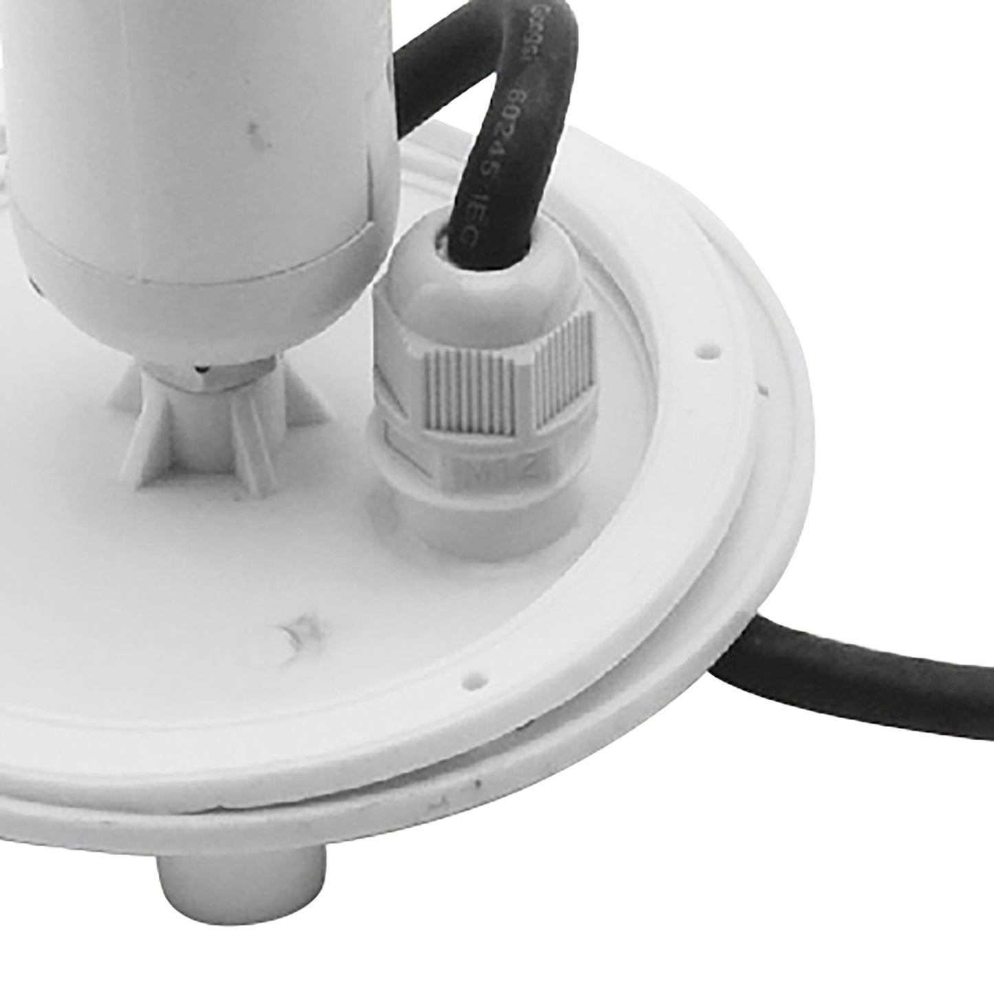 E27 Plate 1 Light Outdoor IP44 Supplied With 5M Cable, White by Mantra