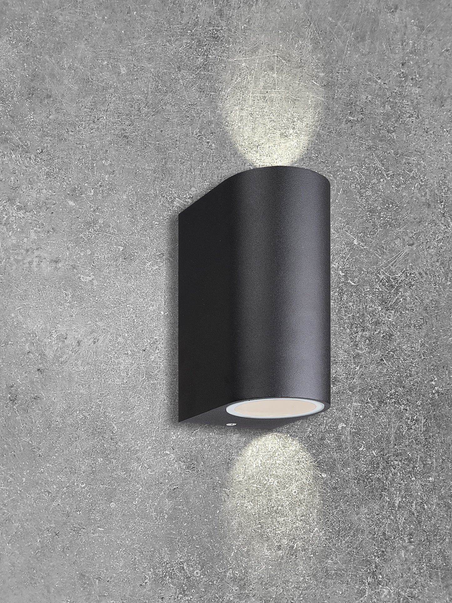 Kandanchu Short Round Ceiling Spotlight, 1 x GU10, IP54, Sand Black, 2yrs Warranty by Mantra
