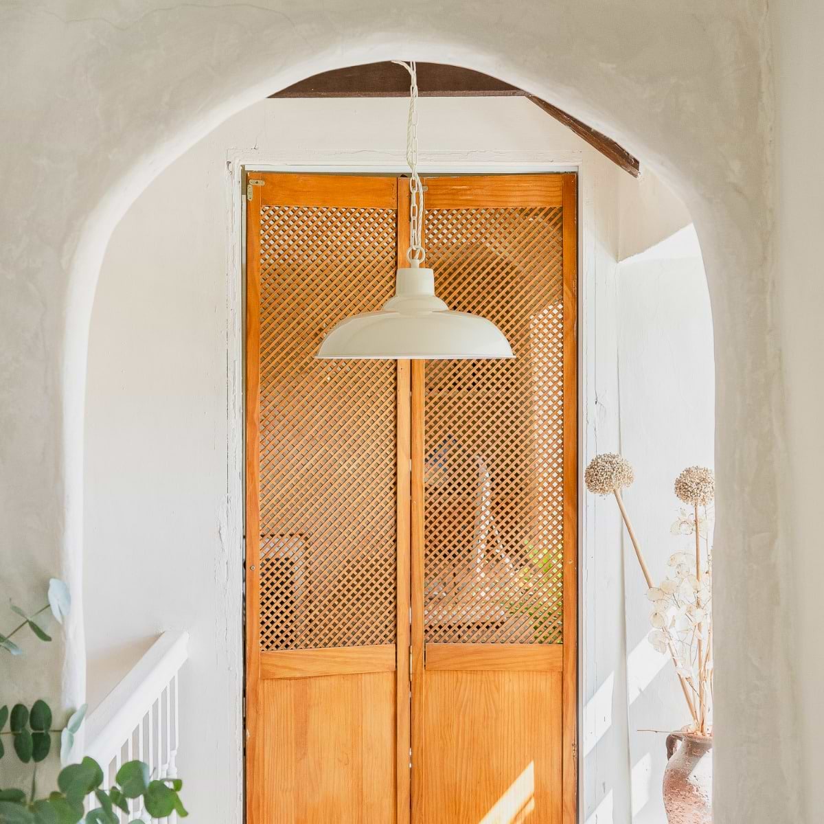 Portland Reclaimed Style Pendant Light in Clay White