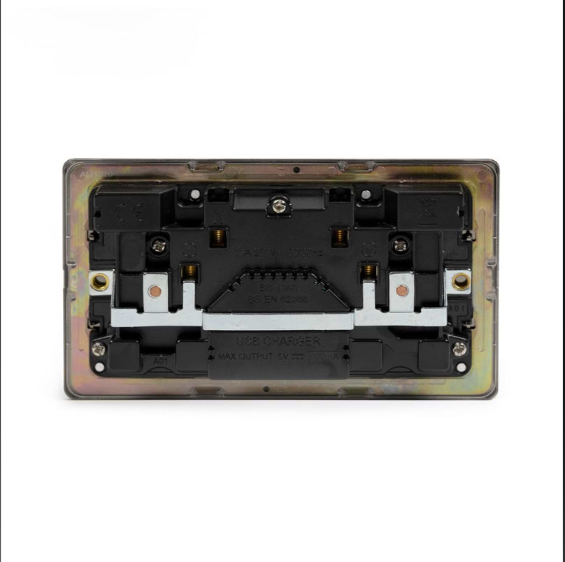 The Belgravia Collection Old Brass 2 Gang USB A+C Socket (13A Socket + 2 USB Ports A+C 3.1A)
