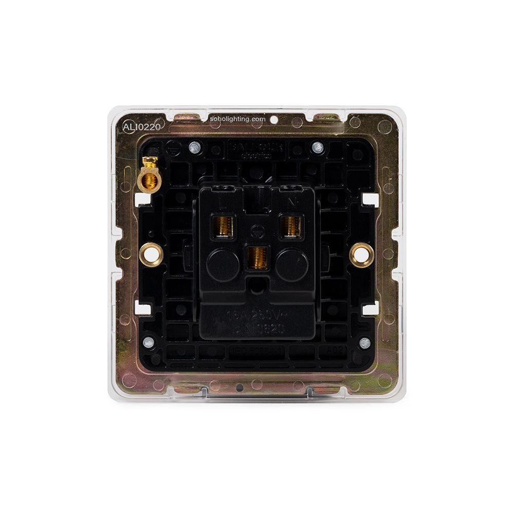 The Camden Collection Matt Black 16A 1 Gang Euro Schuko Socket Blk Ins Screwless