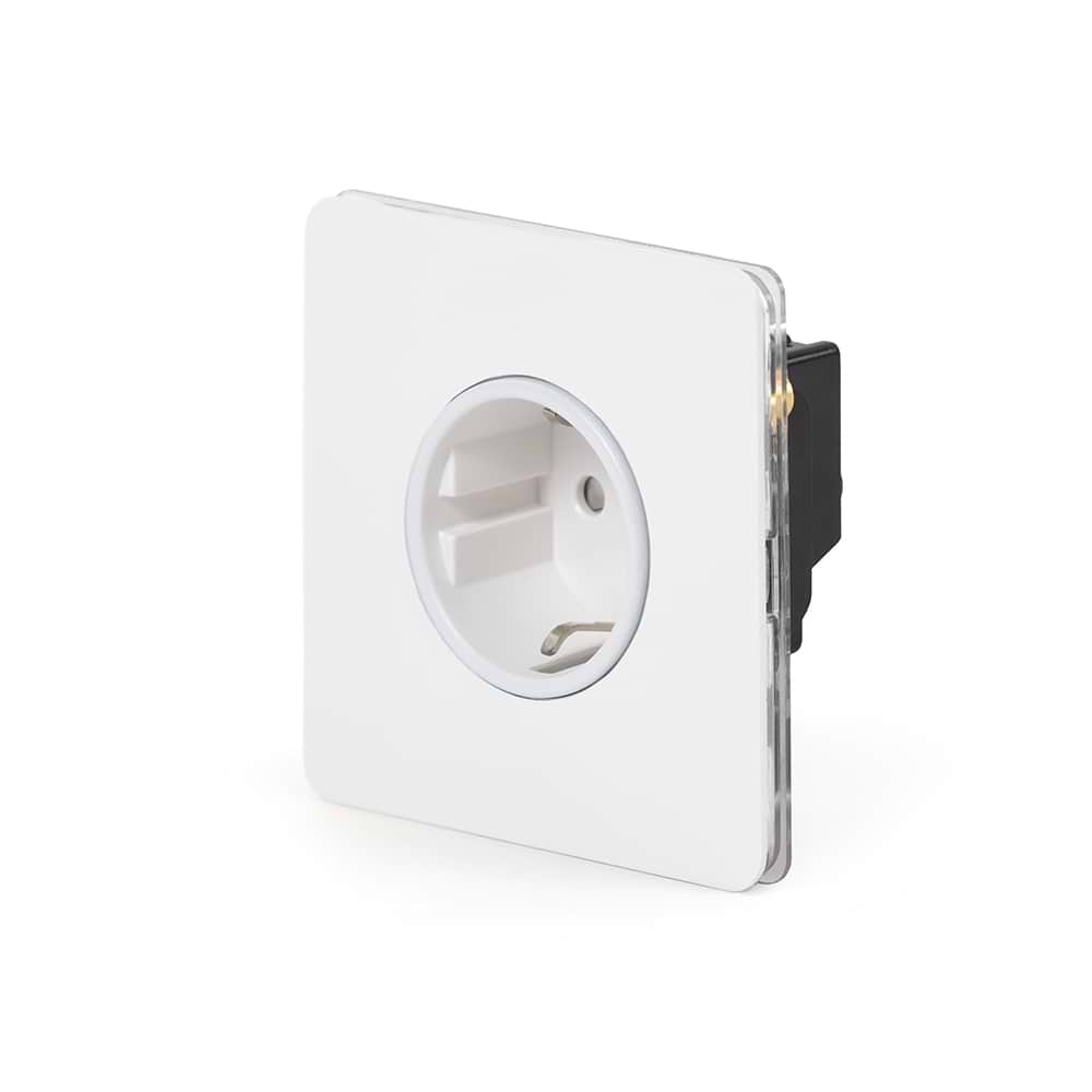 The Eldon Collection White Metal Flat Plate 16A 1 Gang Euro Schuko Socket Wht Ins Screwless
