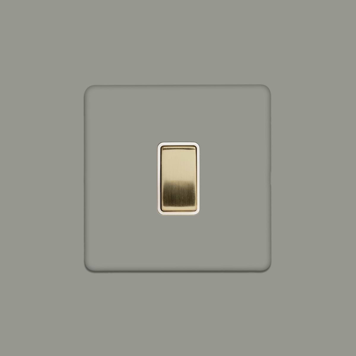 Soho Lighting Primed Paintable 1 Gang Intermediate Switch 10A with Brushed Brass Switch with White Insert