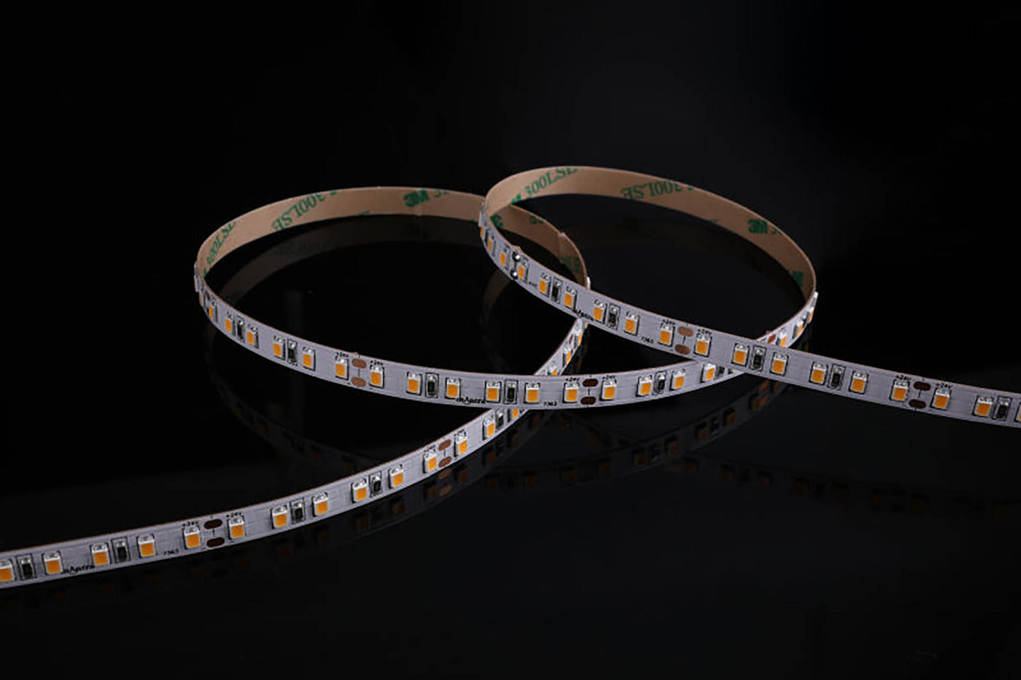 Tiras LED Strips 5m 3000K 120 LED/m 10mm 14.4W/m by Mantra