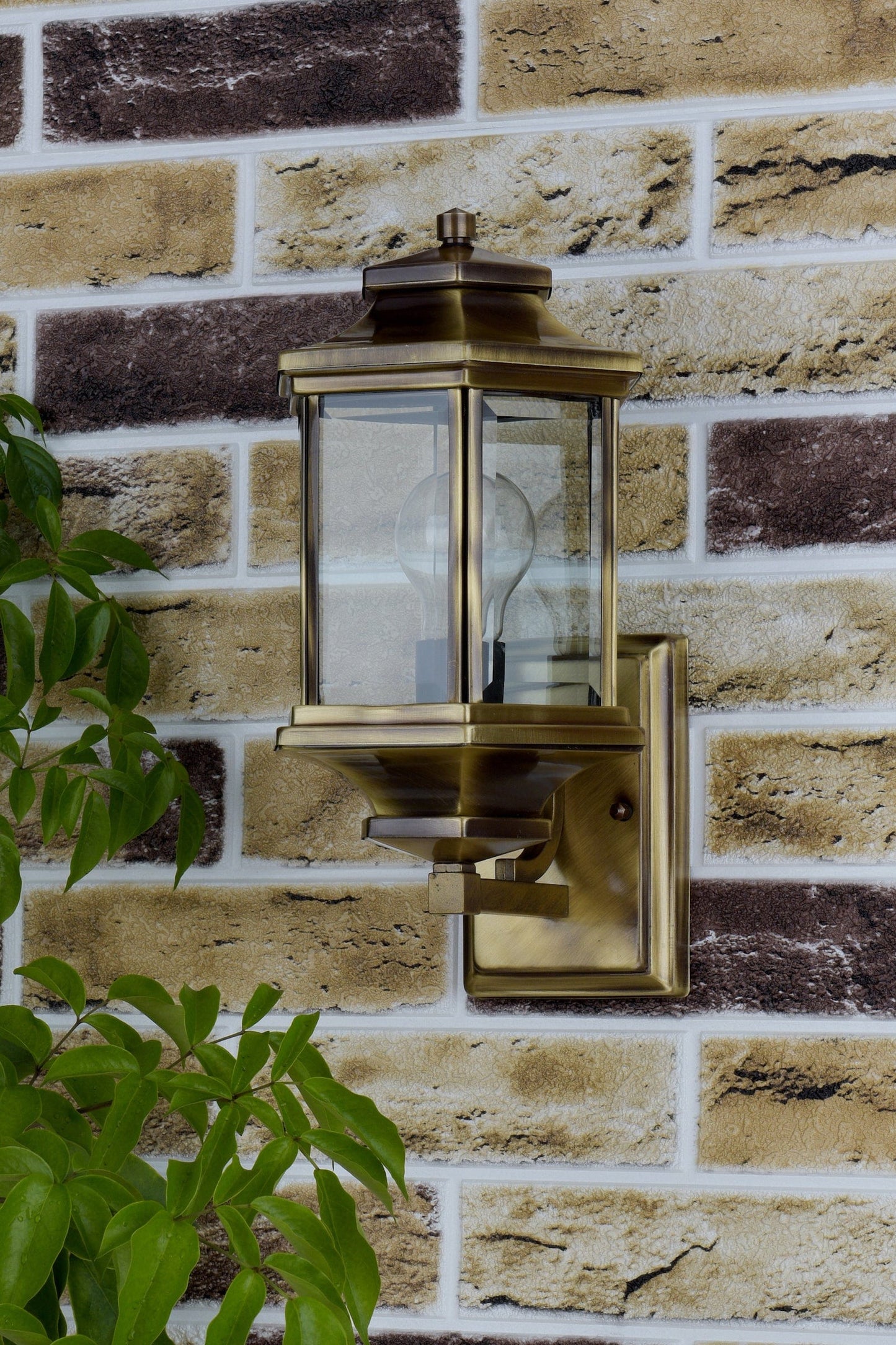 dar lighting Ladbroke Outdoor Wall Light Antique Brass Glass IP44 LAD1675