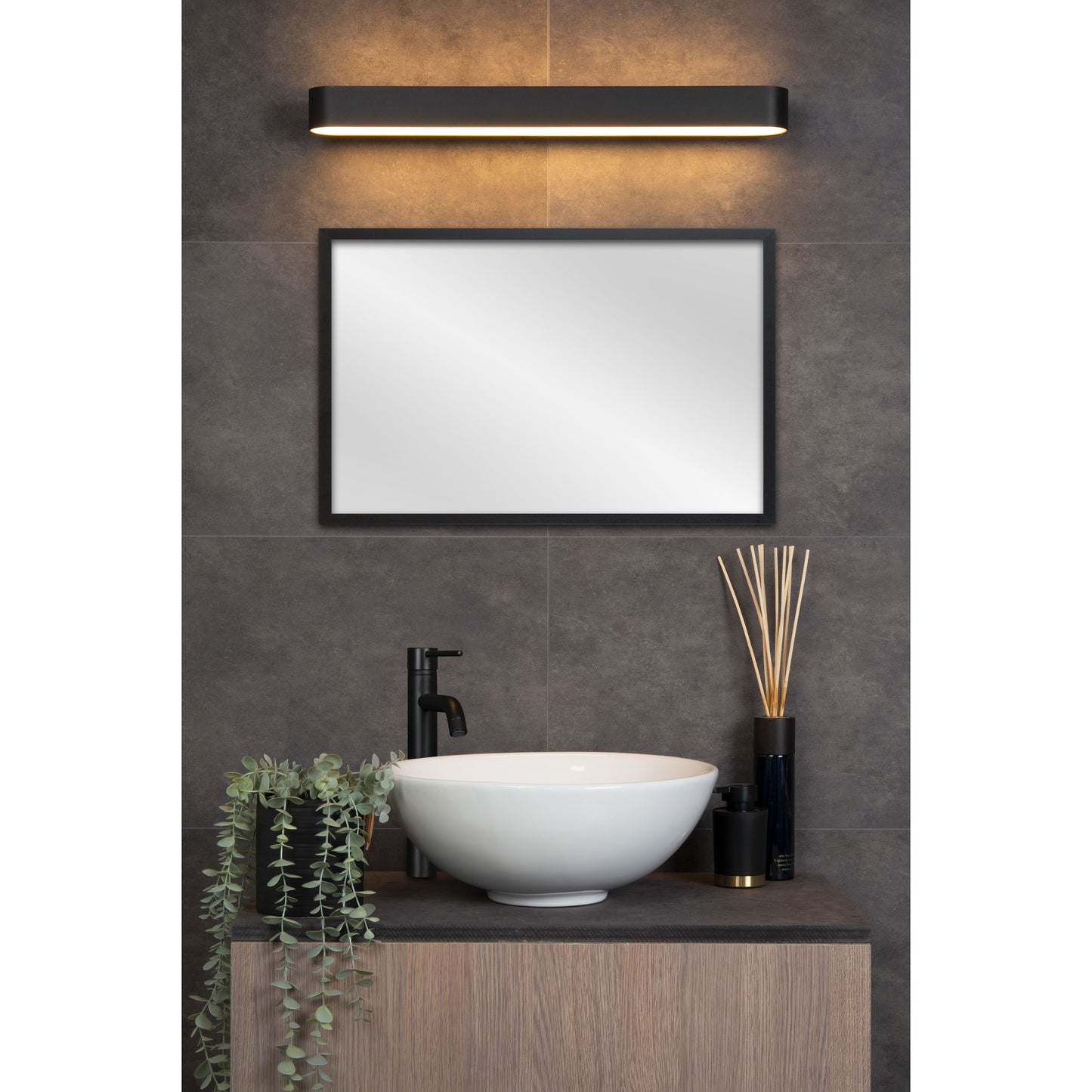 Lucide MADELON - Wall light Bathroom - LED - 1x18W 2700K - IP44 - Black