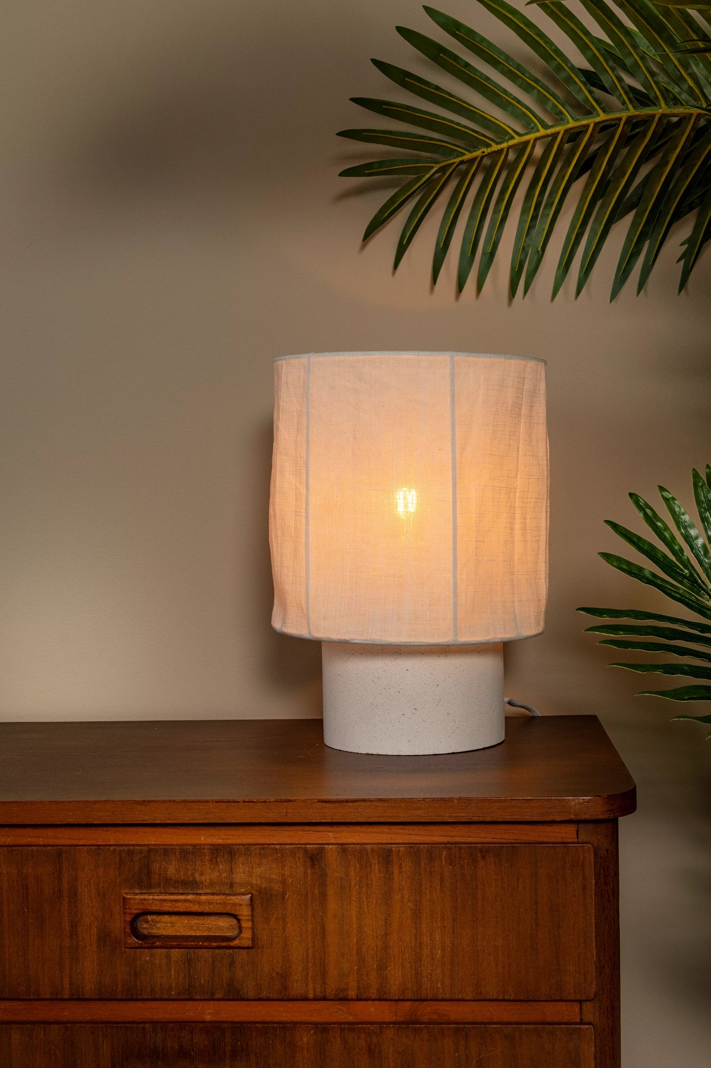Lucide TISSAJA - Table lamp - Ø 20 cm - 1xE14 - White | Essential